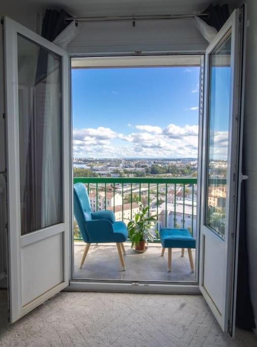 Renovated 2-Bed Apartment 2 Min From Lyon 울랑 외부 사진